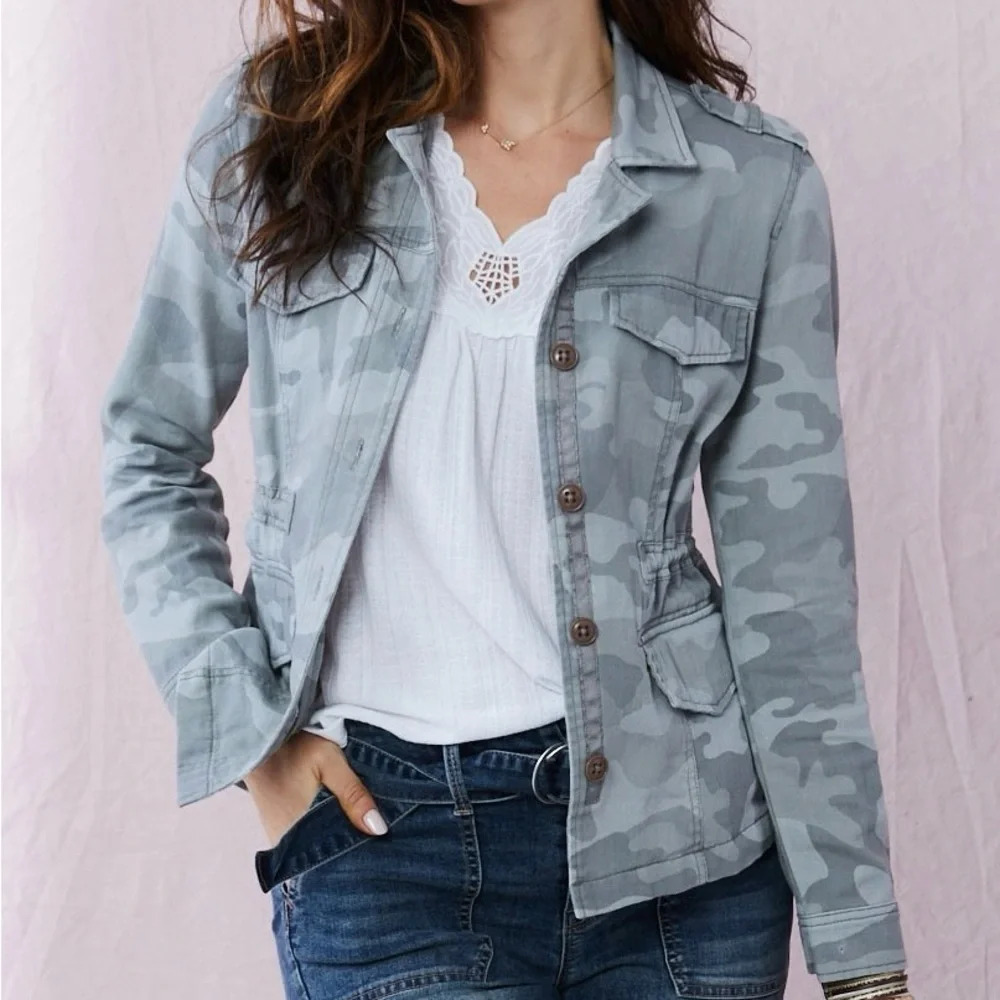 Maurices 100% Cotton Green Camo Cinched Waist Military Jacket Medium Women’s